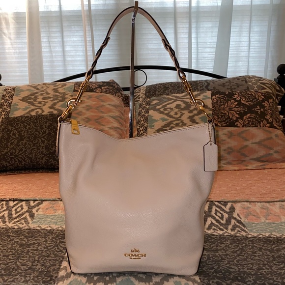 💖⭐️HP⭐️💖 Coach Abby duffel - Picture 2 of 7